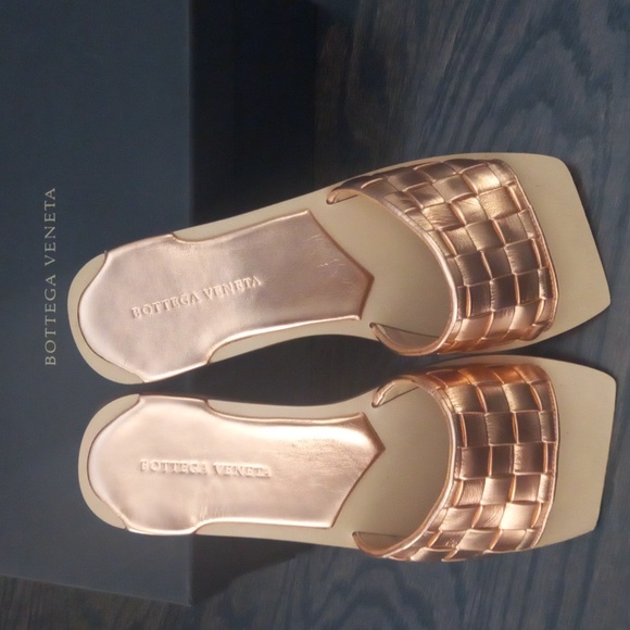 Bottega Veneta Slides - Picture 2 of 5